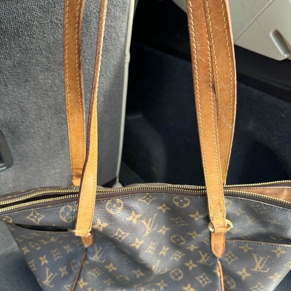 Rare Vintage Authentic Preloved Louis Vuitton tote! “ Monogram Totally bag”! - Picture 15 of 16